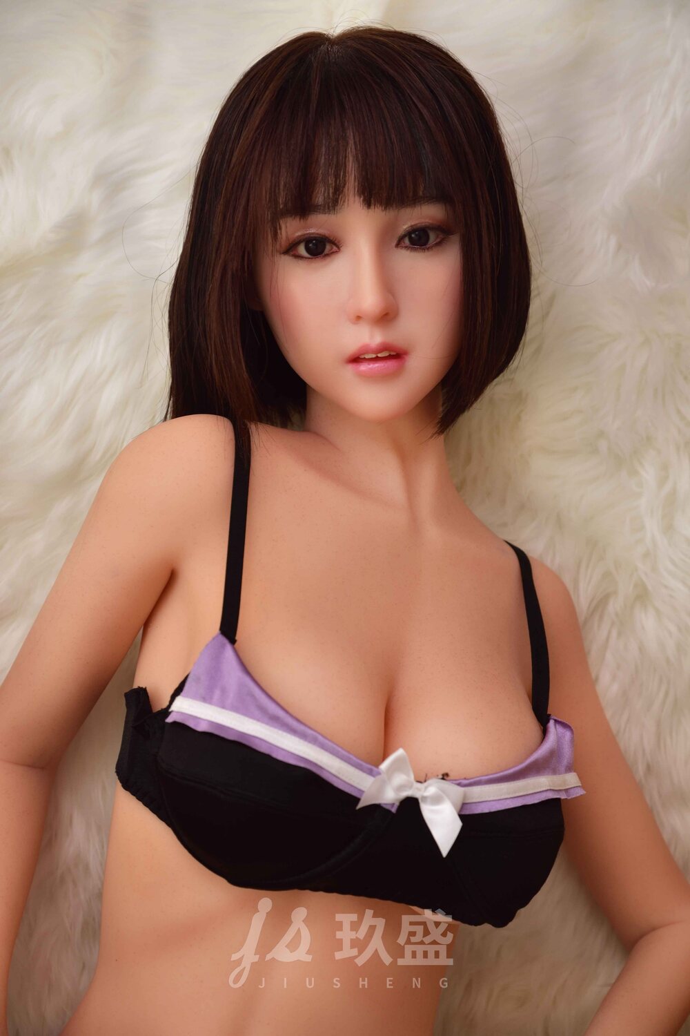 Reseña de la muñeca sexual de silicona con cabeza de copa D de 150 cm/4 pies 11 pulgadas - Lily de Jiusheng Doll