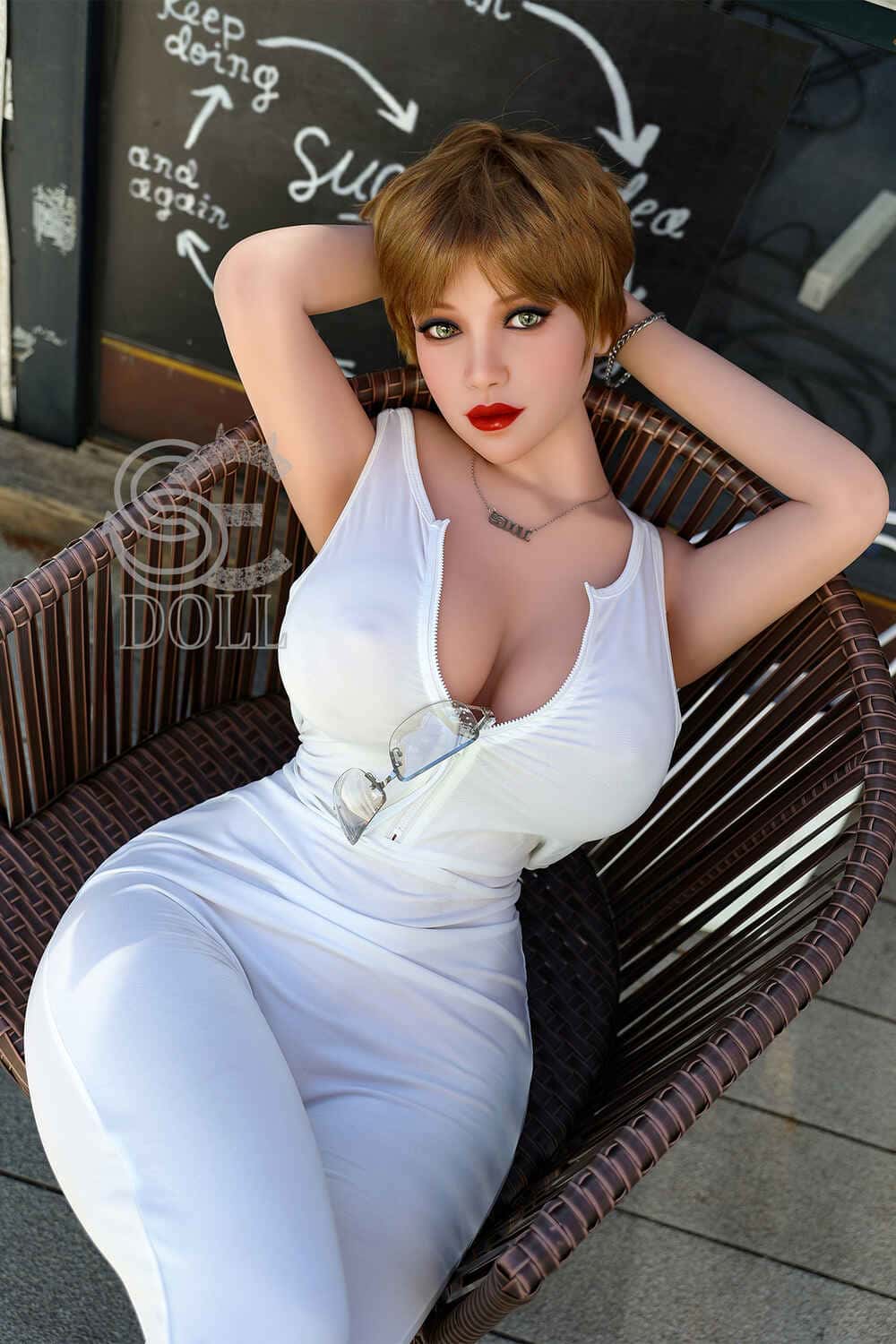 Reseña de la muñeca sexual de TPE con copa H de 157 cm/5 pies 2: Nidalee.E de SEDOLL