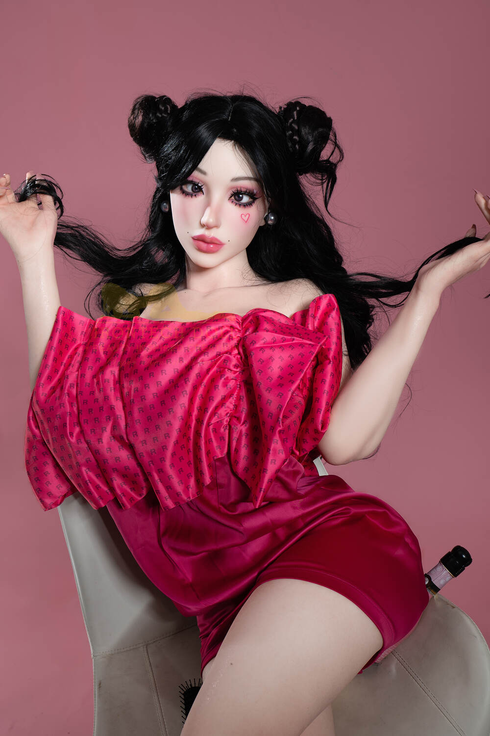 Bailey de Irontech Doll: Análisis completo de la muñeca sexual de silicona con copa H de 158 cm/5 pies²