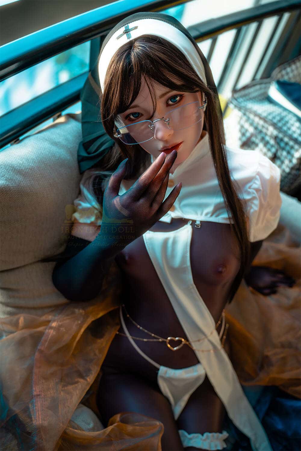 Reseña de la muñeca sexual de silicona Yeona (162 cm/5 pies 4 pulgadas, copa A) - Irontech Doll