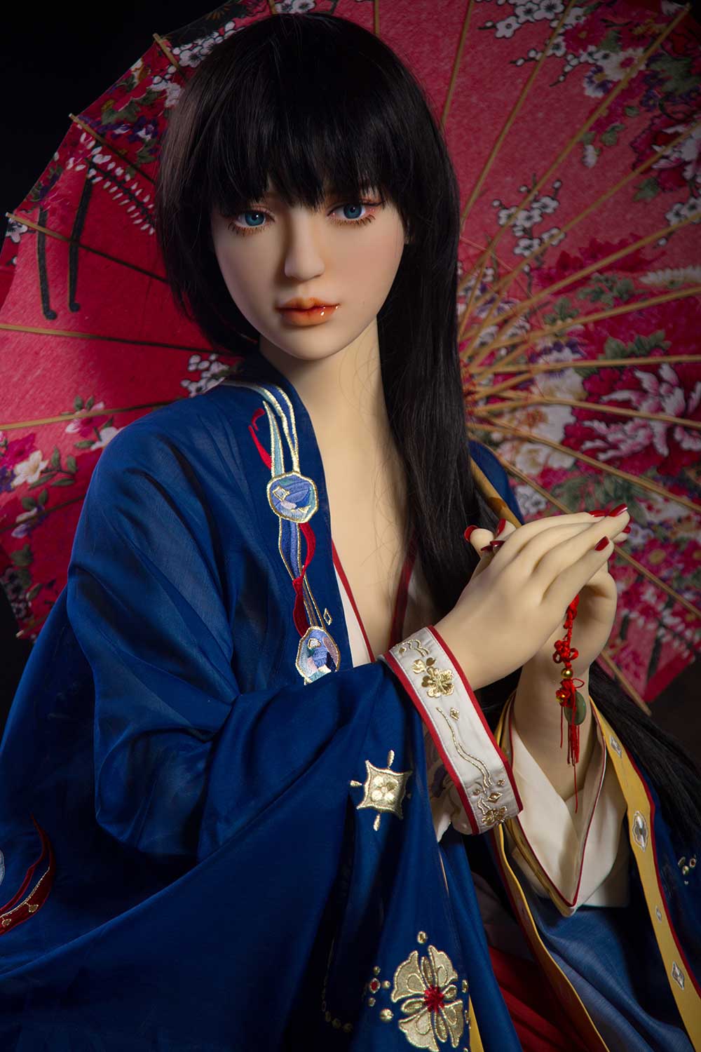 Reseña de la muñeca sexual de TPE con copa D de 168 cm/5 pies y 6 pulgadas: Adrianne de Qita Doll