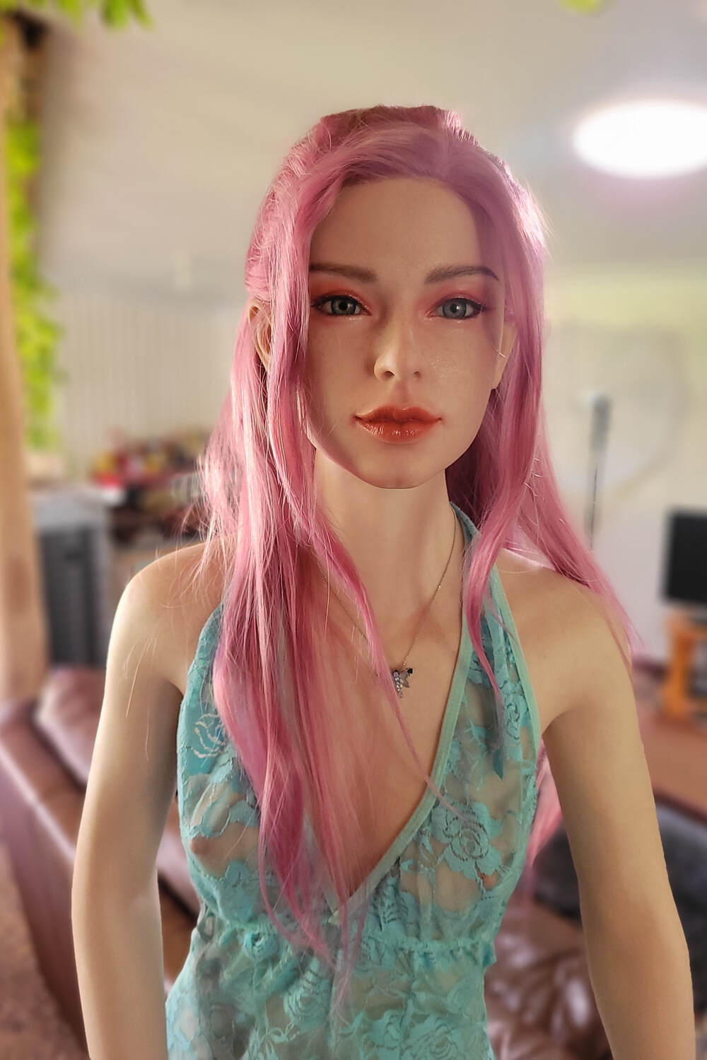 Reseña de la muñeca sexual de silicona con cabeza de copa A de 171 cm/5 pies 7 pulgadas - Erica Gabriel de Starpery Doll