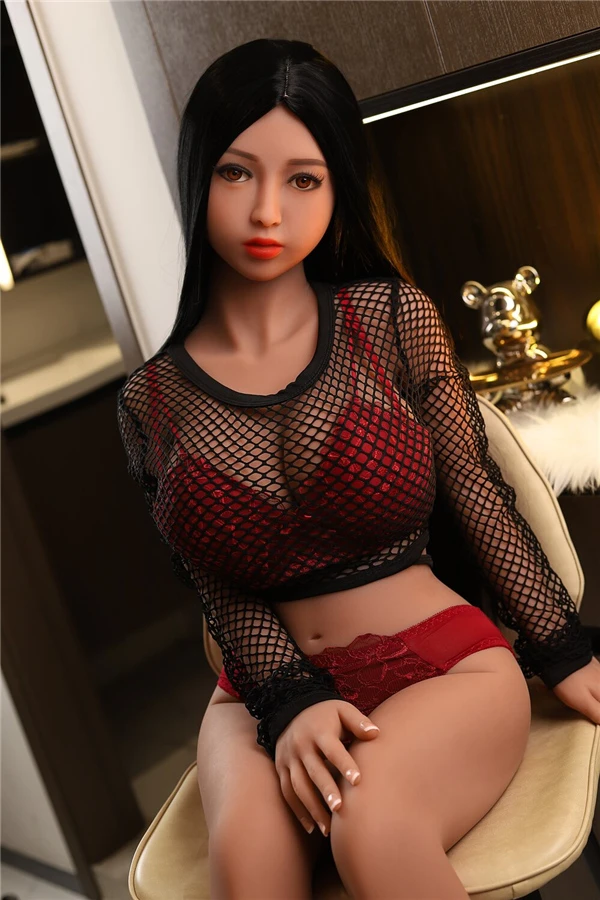 Reseña de la muñeca Ella Galaxy de 140 cm con cabello negro