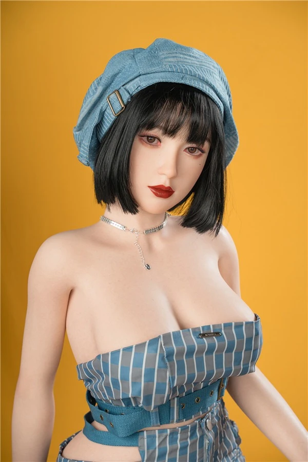 Reseña de la muñeca sexual Zelex Antonella de silicona, realista, asiática, japonesa y tetona, de 165 cm