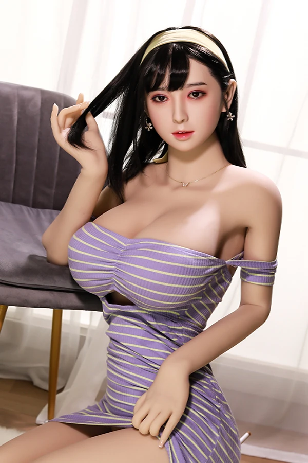 Muñeca sexual Rifrano Charli 168cm: análisis detallado de la muñeca sexual de silicona con pechos grandes y súper realista