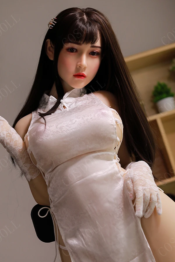 Reseña de la muñeca Rifrano: la exquisita Daniella de 170 cm con cabeza de silicona realista y curvas cautivadoras