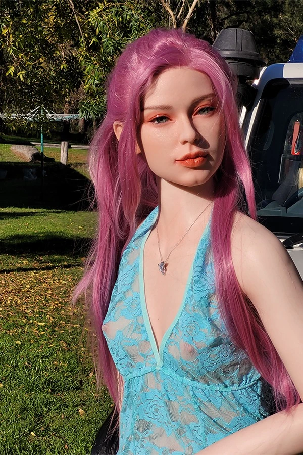 Reseña de la muñeca sexual Starpery Zariah de 171 cm: muñeca sexual ultra realista de cabello rosa y alta.