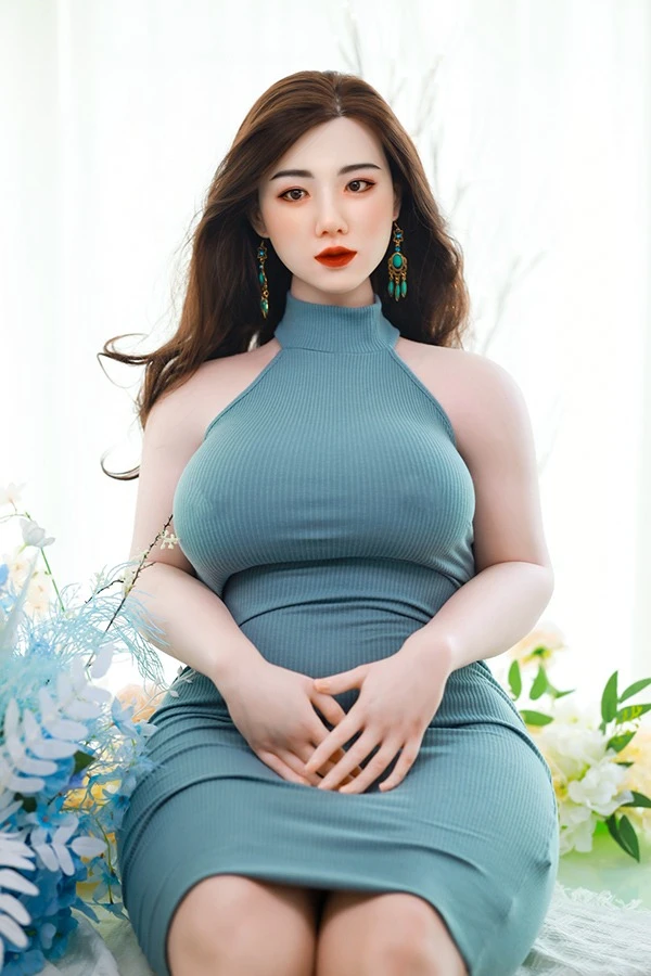 JY Doll Kamari 166cm: Una reseña completa de la muñeca sexual madura, gordita y milf.