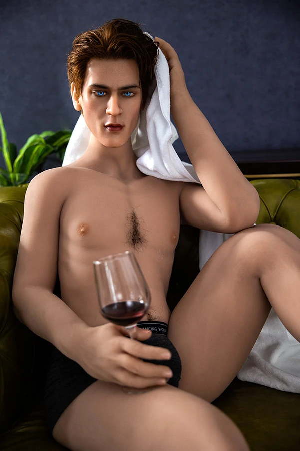 Muñeca 6YE ofrece una segunda cabeza gratis con el sexy muñeco sexual Nolan de 173 cm y 1,72 m de cabeza de silicona.