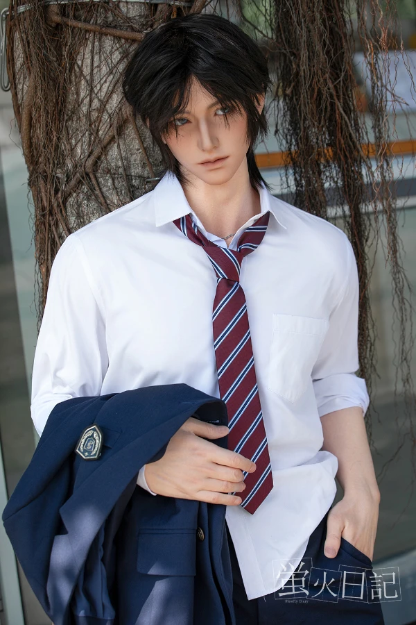 Reseña: Ling 176cm - El atractivo muñeco sexual masculino inspirado en el anime japonés