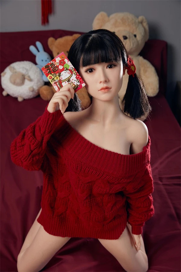Muñeca CST presenta a Alaina 143 cm: la compañera realista y hermosa