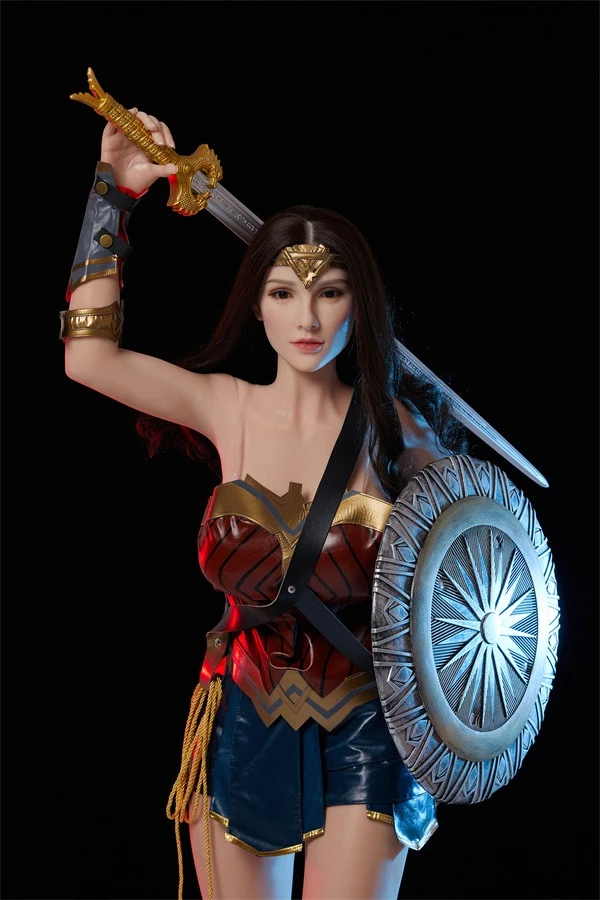 Muñeca CST - Reseña de la muñeca adulta Alyssa de Wonder Woman de 155 cm con cuerpo realista