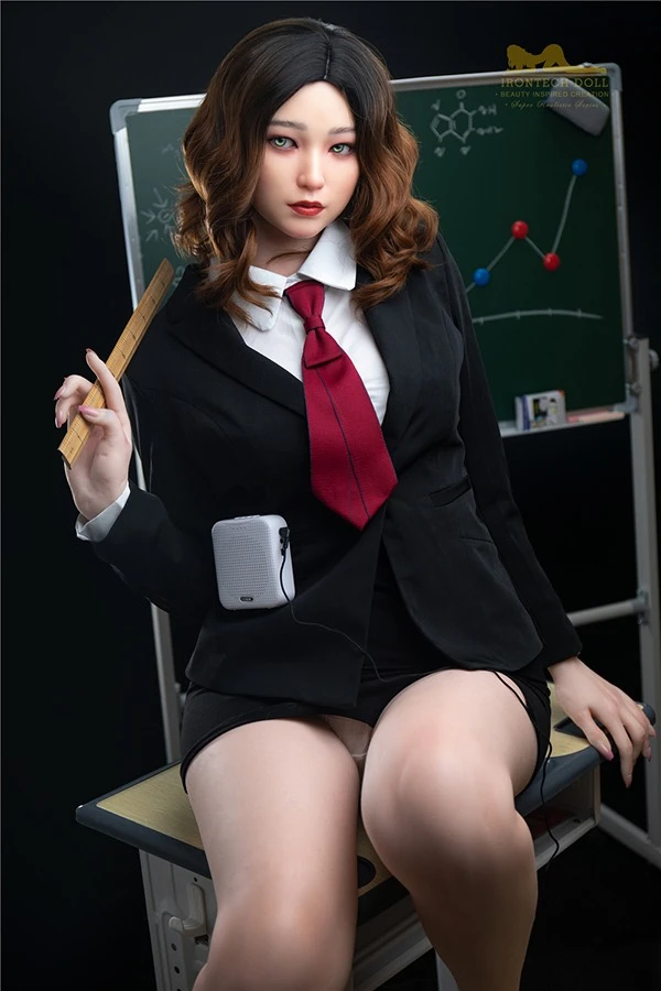 Irontech Doll presenta a Noah, una muñeca sexual increíblemente realista de 166 cm.