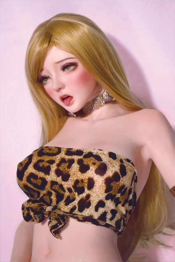 Reseña de la muñeca sexual realista rubia tetona Riley de 150 cm