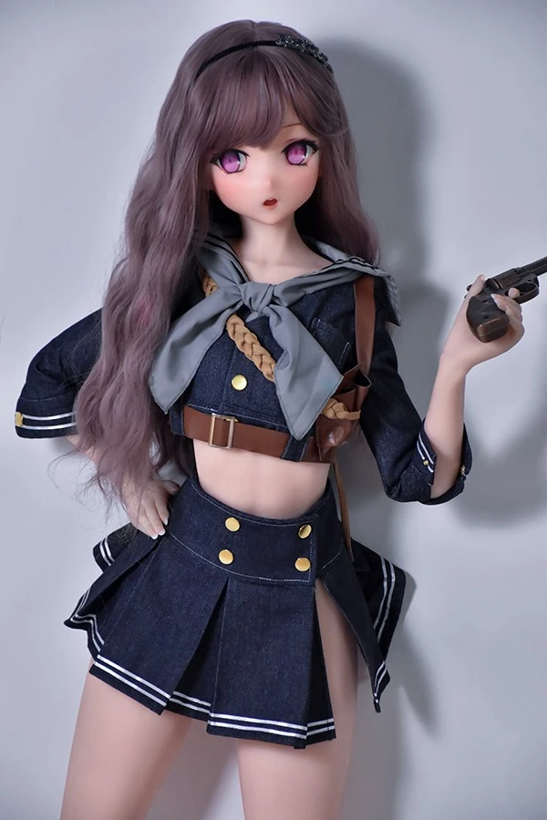 Elsa Babe presenta la adorable muñeca sexual de manga Elle de 148 cm