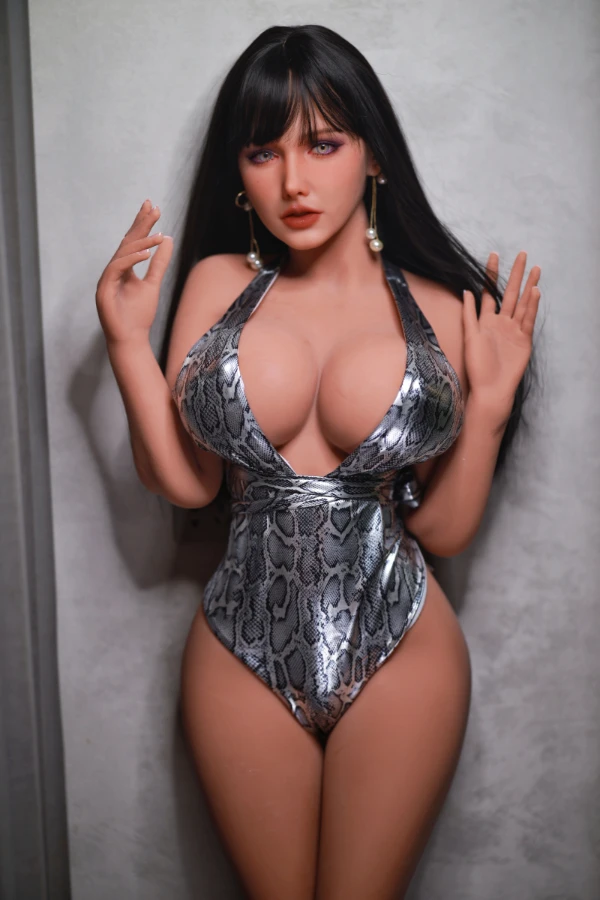 Muñeca de fuego Ashlynn 156cm: Una revisión detallada de la experiencia de la muñeca sexual madura y sexy