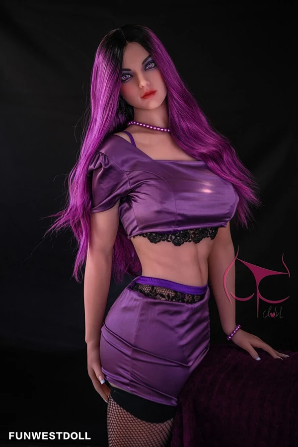 Reseña de Funwest Doll Kaia: la atractiva muñeca sexual MILF de 161 cm de grosor y rasgos curvilíneos