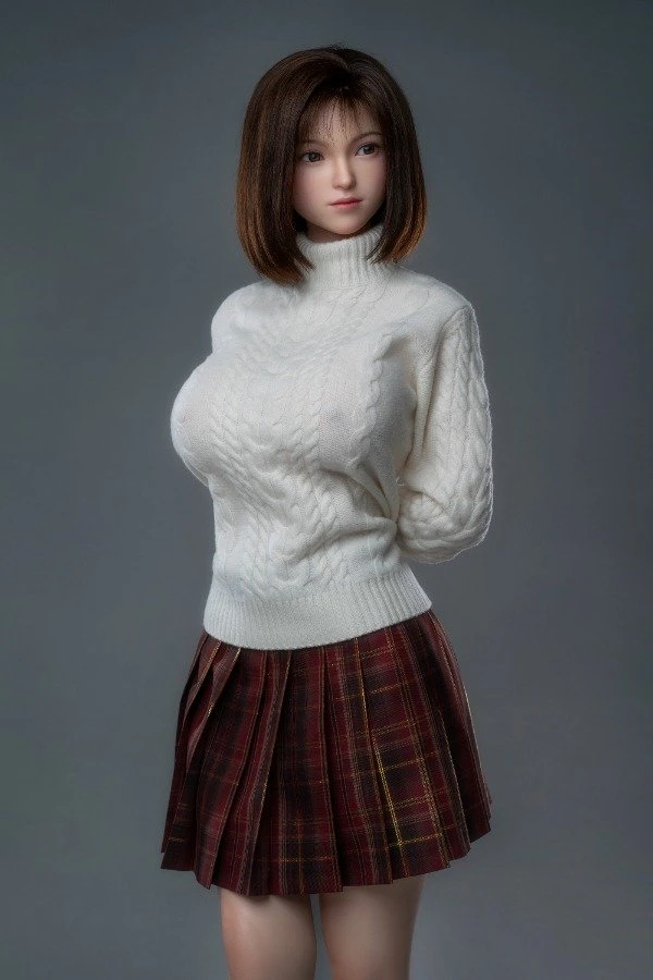 Reseña de la muñeca Nozomi Harasaki, personaje del juego, de tamaño natural y busto grande (165 cm)