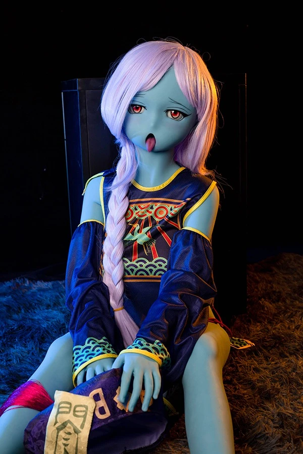 Inherit Doll presenta a Kira, una adorable muñeca sexual zombi de piel azul de 145 cm.