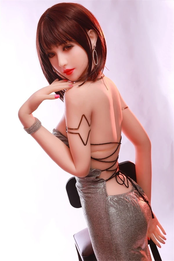 Reseña de la muñeca adulta realista Rifrano Emersyn de 165 cm
