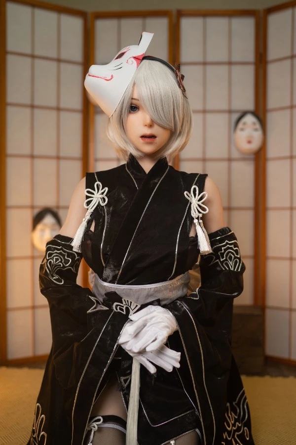 Muñeca sexual realista de silicona Game Lady 2B de 171 cm: análisis exhaustivo y profundo de sus características y rendimiento.