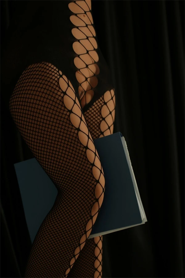 Reseña de la muñeca sexual Climax Doll Althea de 84 cm con torso y piernas estilo secretaria
