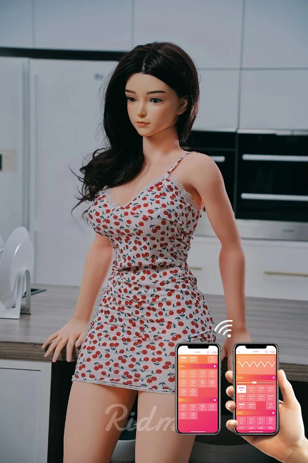Reseña de la muñeca sexual Ridmii - Lily de 163 cm con segunda cabeza incluida