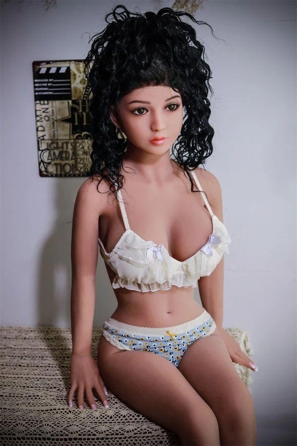 Muñeca Rifrano Clara 140cm: Una reseña detallada de la muñeca sexual morena realista