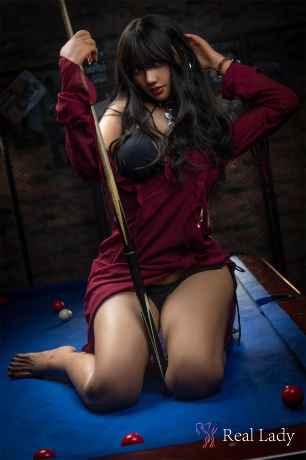 Real Lady Lisa 170 cm: una reseña detallada de la experiencia de la muñeca sexual sexy y alta de una celebridad