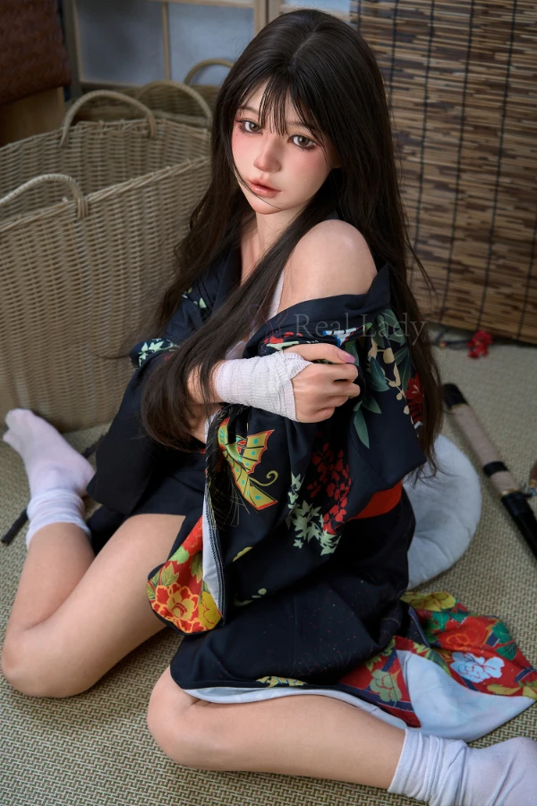 Sofia 150cm: Una impresionante muñeca sexual japonesa de silicona realista