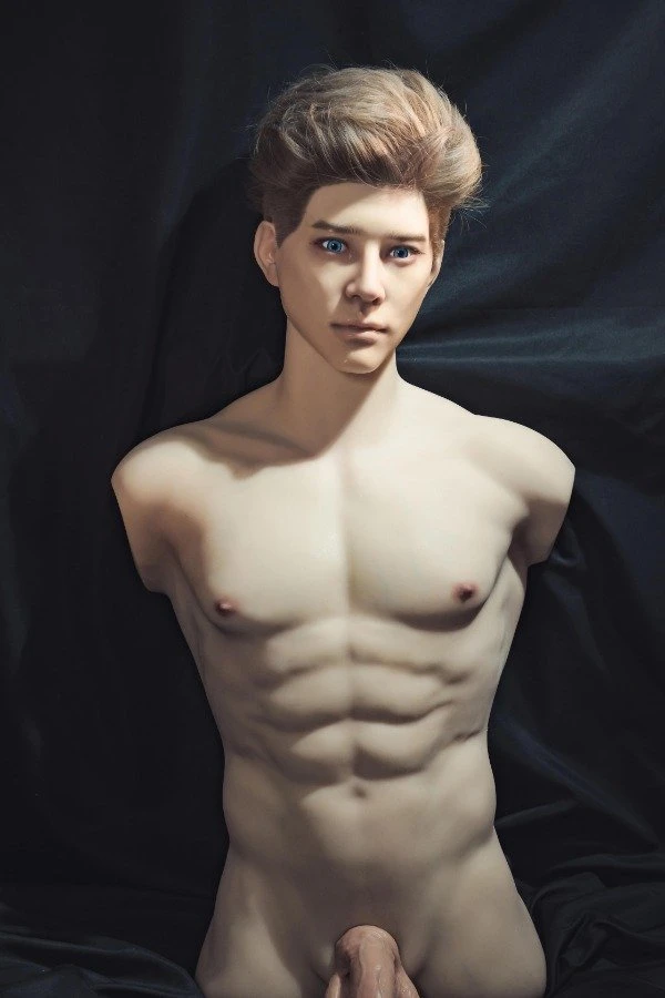 Reseña del atractivo muñeco masculino Torso George de 82 cm