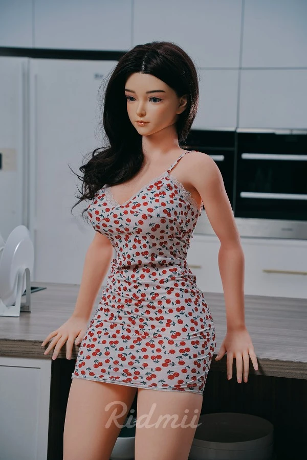 Reseña de la muñeca Ridmii Lily de 163 cm: Una experiencia realista con una muñeca sexual premium