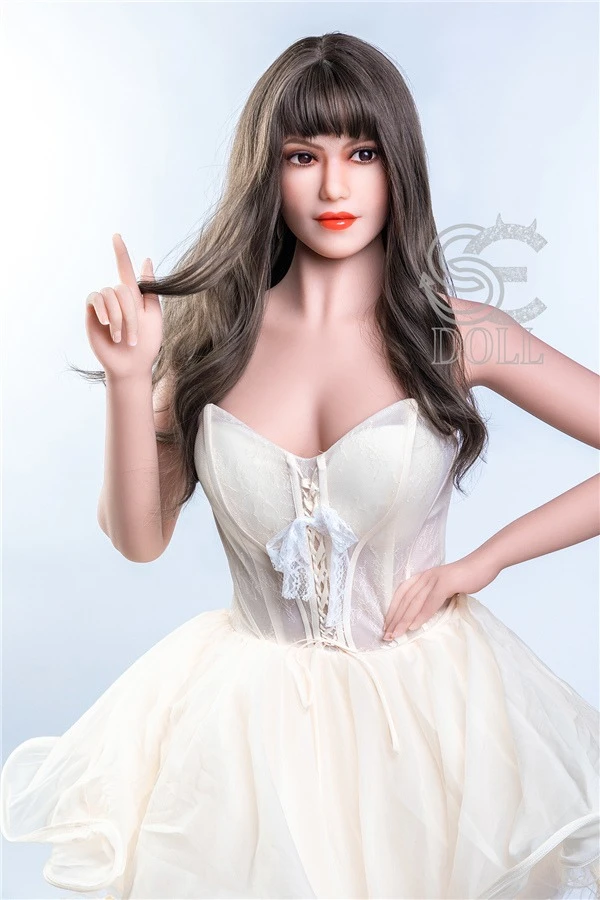 Reseña de la elegante muñeca sexual europea Dylan de SEDOLL de 163 cm