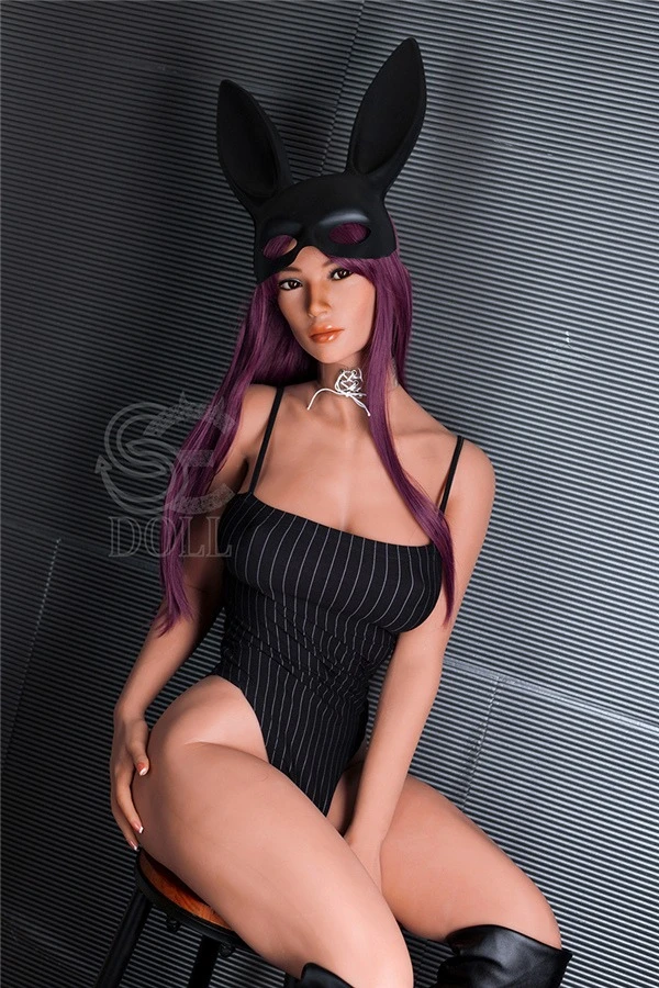 Reseña de la atractiva muñeca sexual Sedoll Paityn de 167 cm con músculos y cabello morado