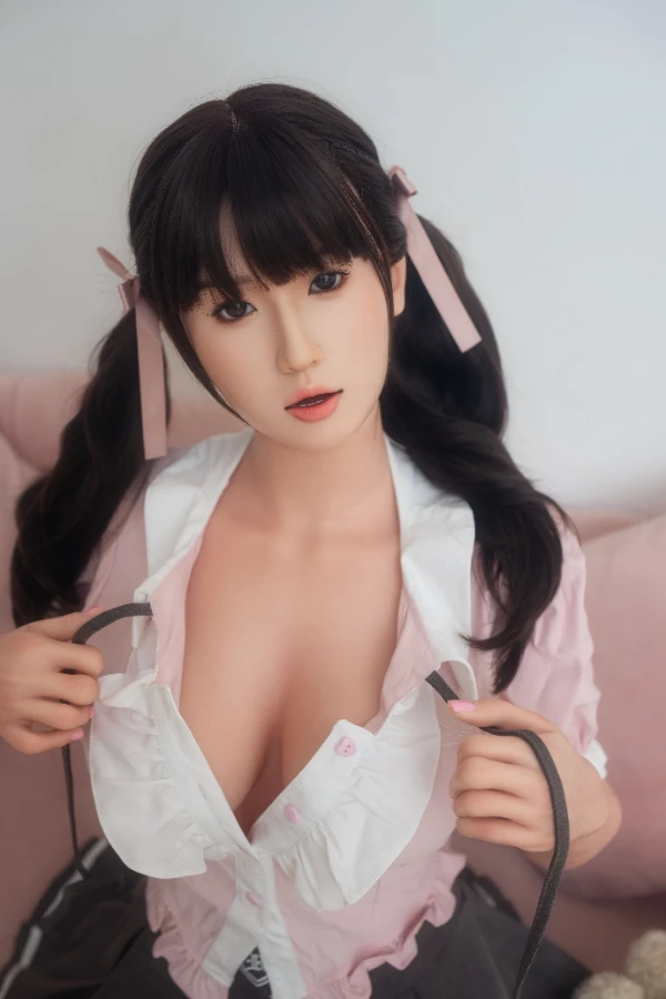 Reseña: Esther 158 cm: la adorable muñeca sexual japonesa de silicona con dos colas, mandíbula móvil y estructura oral de Top Fire