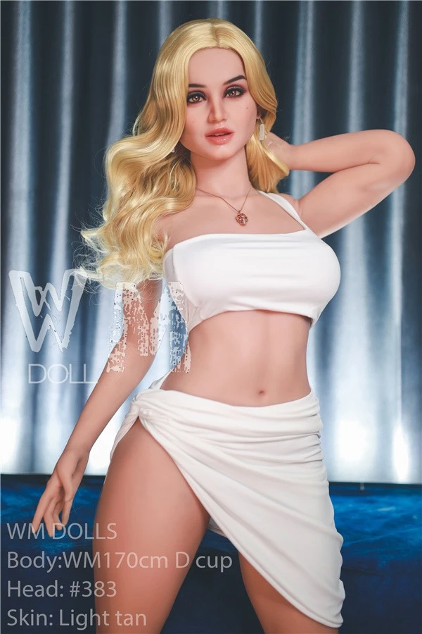 Muñeca adulta rubia sexy WM Dolls Paityn con figura curvilínea de 170 cm. Incluye segunda cabeza de cortesía.