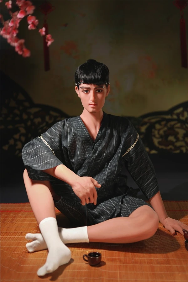 Reseña de la muñeca Rifrano: Muñeca sexual japonesa realista Carson de 165 cm (5 pies 5 pulgadas)