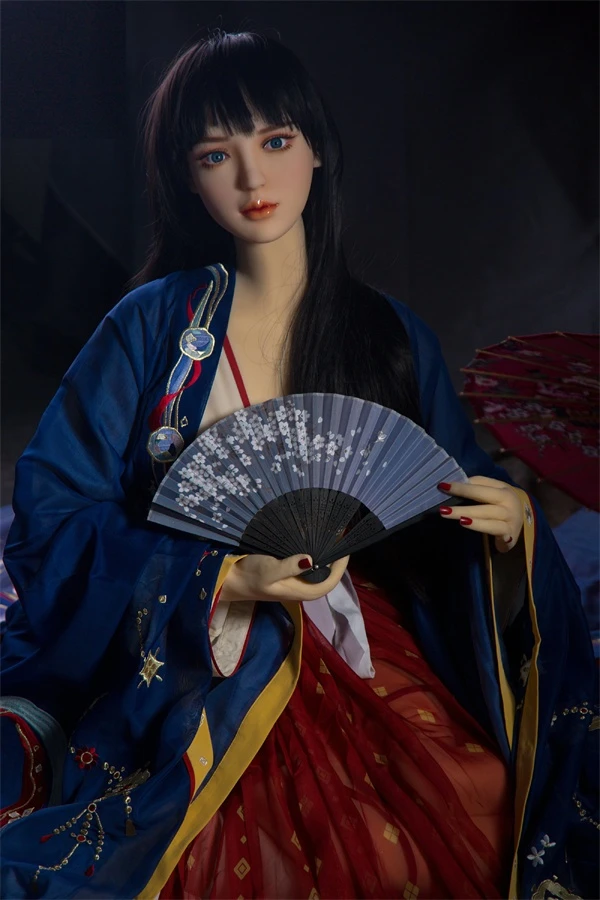 Qita Doll presenta a Maryam, una muñeca sexual realista de 168 cm inspirada en un kimono.