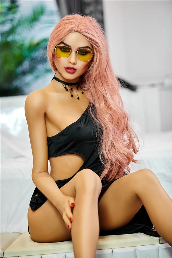Reseña de la Irontech Doll Ada, una muñeca sexual de moda de TPE de tamaño completo de 165 cm con un impresionante cabello rojo.