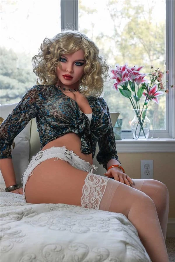 AS DOLL presenta Aurora 158cm, la muñeca sexual madura rubia realista definitiva para adultos.
