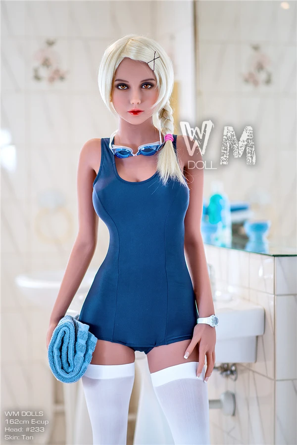 Reseña de la WM Dolls Mikayla (162 cm): una impresionante muñeca sexual de silicona con opción de doble cabeza.