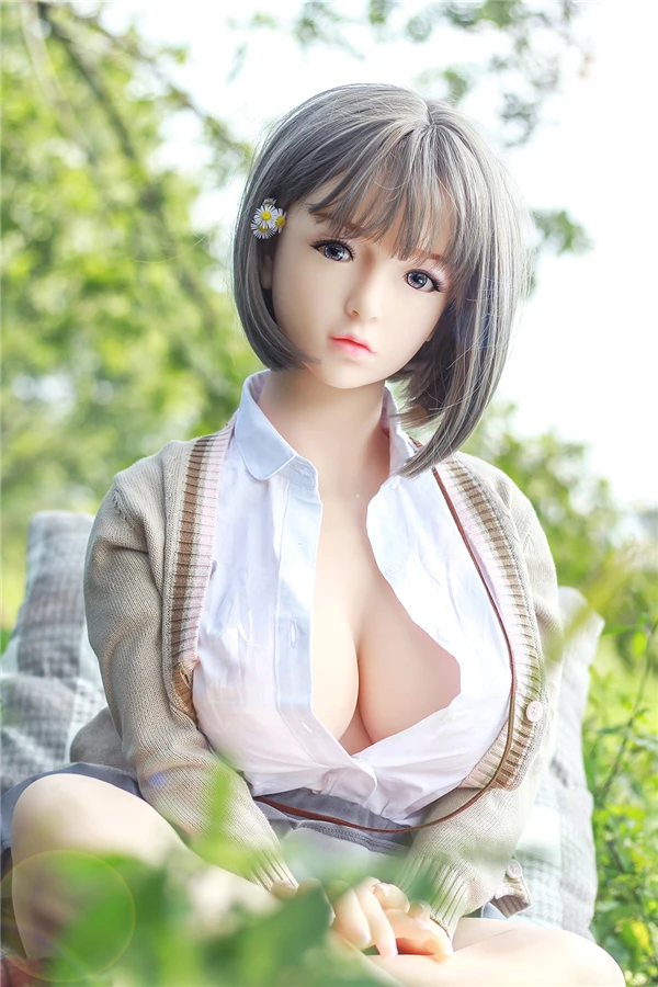 Reseña de la adorable muñeca sexual japonesa tetona Anais de 140 cm
