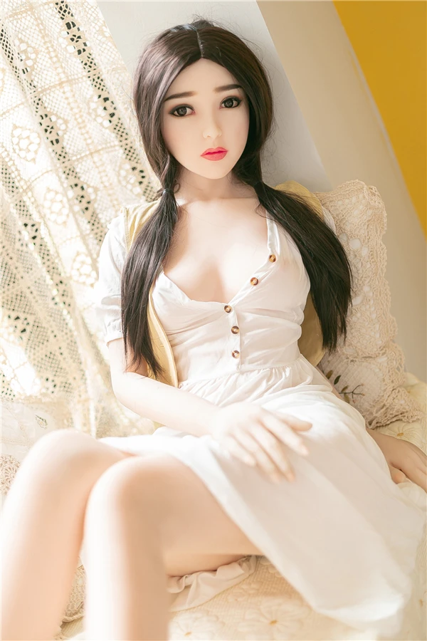 Reseña completa de la muñeca sexual asiática Salma de 158 cm
